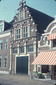 Klik hier om terug te keren